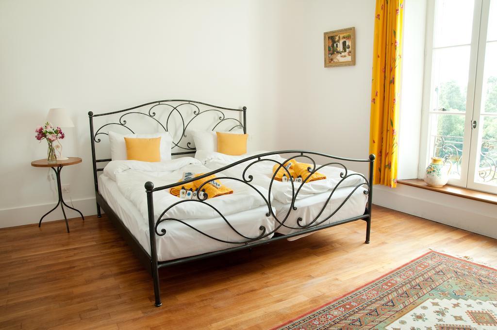 Domaine De La Fauconnie Otel Campsegret Oda fotoğraf